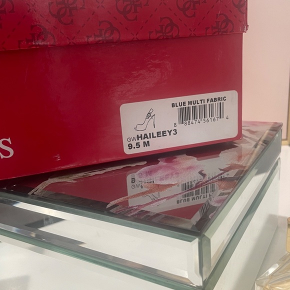 Blue Floral Peep Toe Sling Pumps | Guess - Picture 7 of 8